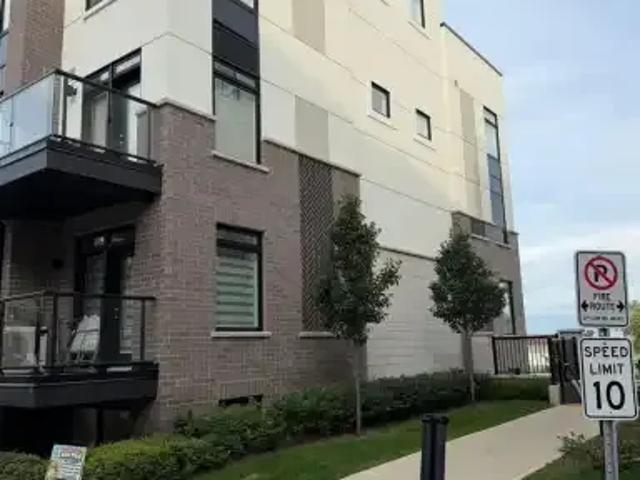 Townhouse for rent in Milton, Ontario