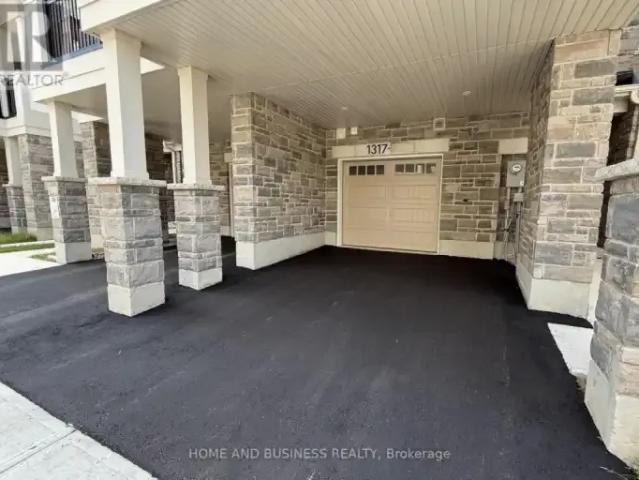 Townhouse for rent in Milton, Ontario