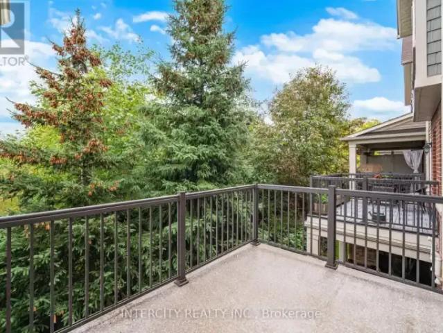 Townhouse for rent in Milton, Ontario