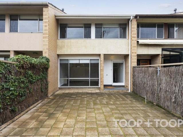 Townhouse for rent in Adelaide