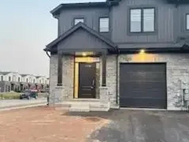 Townhouse for rent in Niagara, Ontario