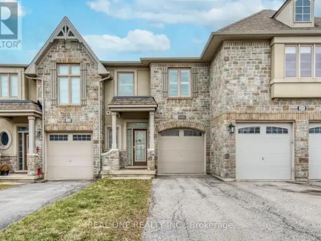 Townhouse for rent in Oakville, Ontario