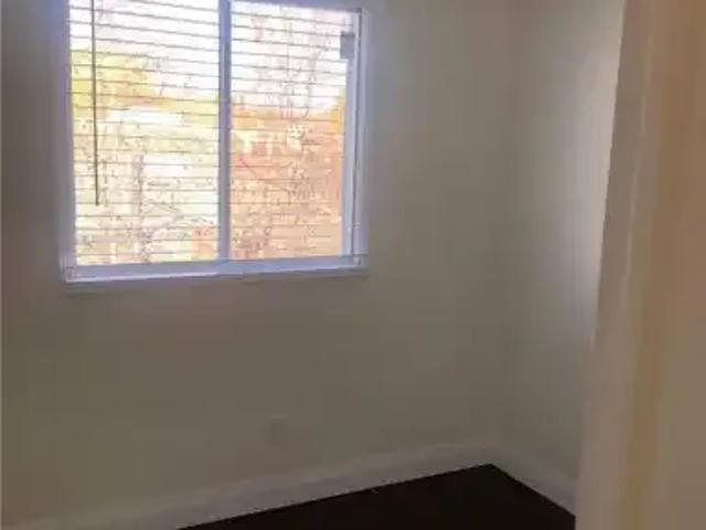 Townhouse for rent in Oakville, Ontario