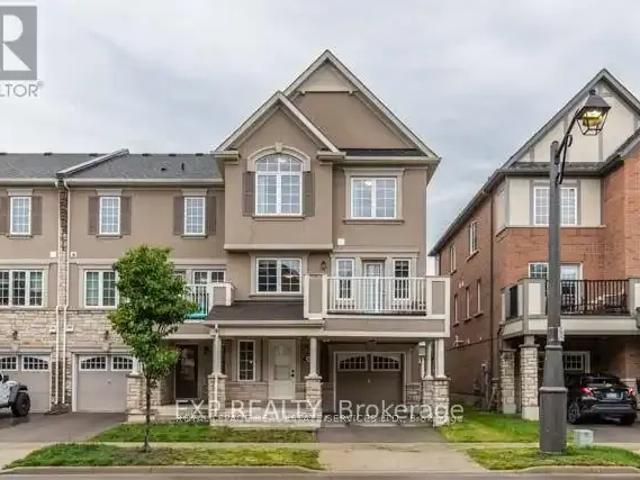 Townhouse for rent in Oakville, Ontario