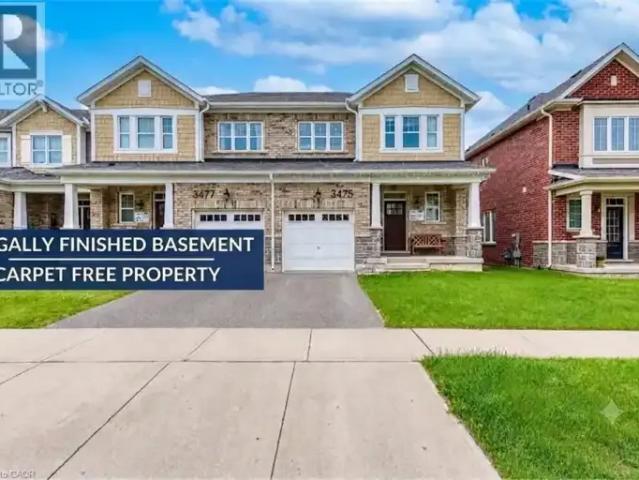 Townhouse for rent in Oakville, Ontario