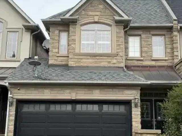 Townhouse for rent in Oakville, Ontario