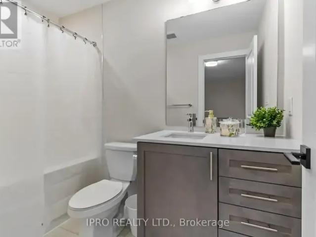 Townhouse for rent in Oakville