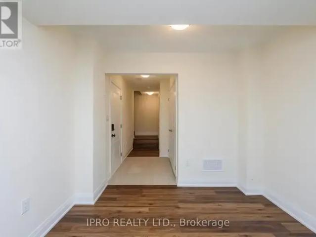 Townhouse for rent in Oakville