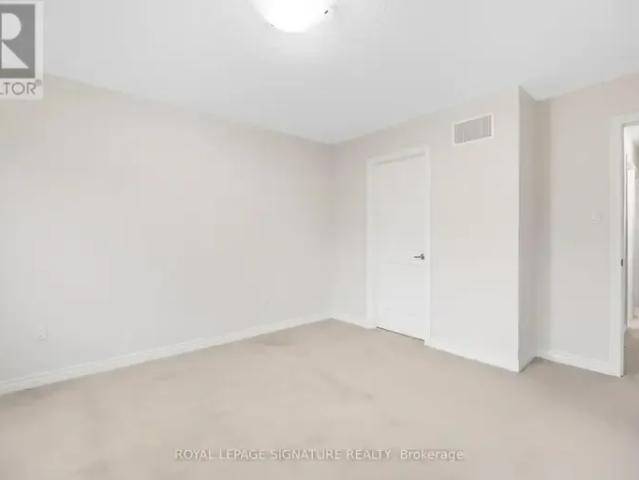 Townhouse for rent in Oakville