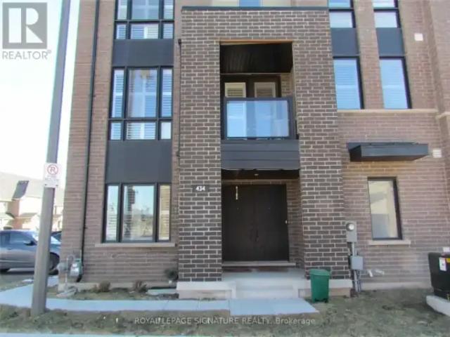 Townhouse for rent in Oakville, Ontario