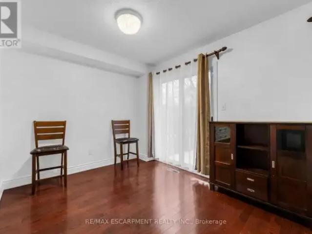 Townhouse for rent in Oakville, Ontario