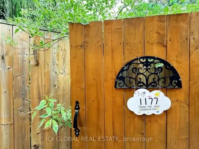 Townhouse for rent in Oakville
