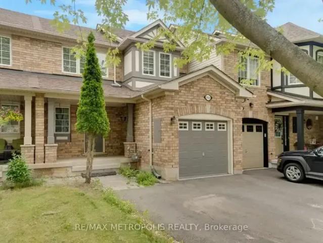 Townhouse for rent in Oakville