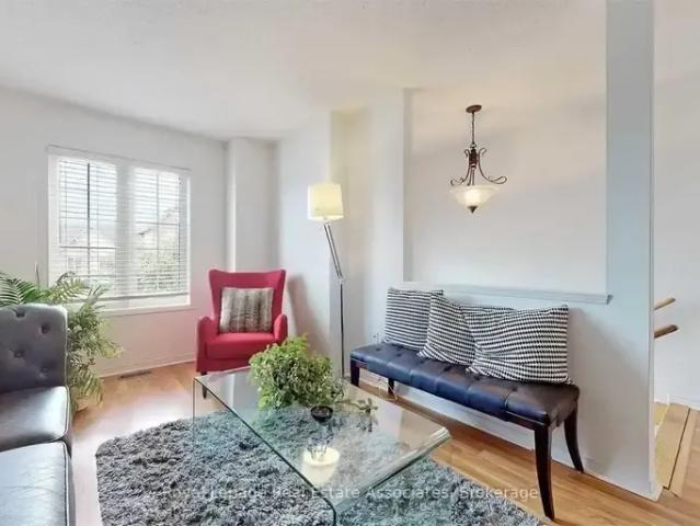 Townhouse for rent in Oakville