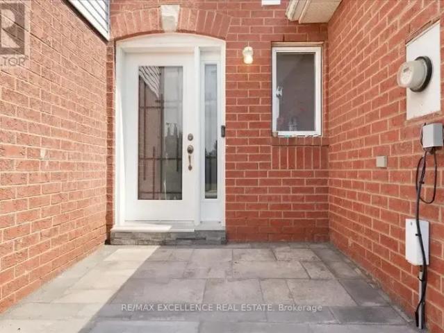 Townhouse for rent in Oakville