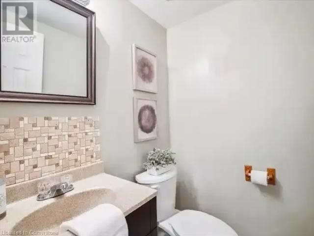 Townhouse for rent in Oakville