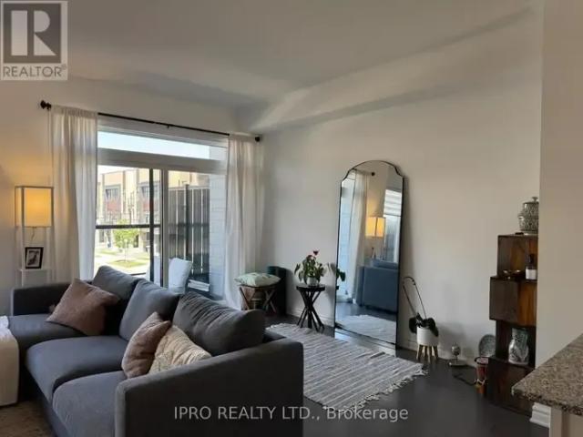 Townhouse for rent in Oakville