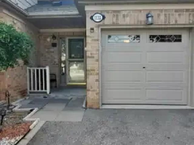 Townhouse for rent in Oakville, Ontario