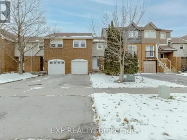 Townhouse for rent in Oakville, Ontario