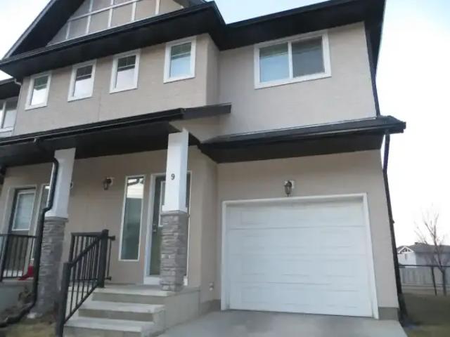 Townhouse for rent in Harvest Gate, Okotoks