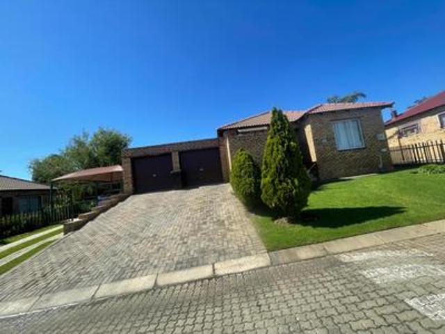 Townhouse for sale in Ekurhuleni, Gauteng
