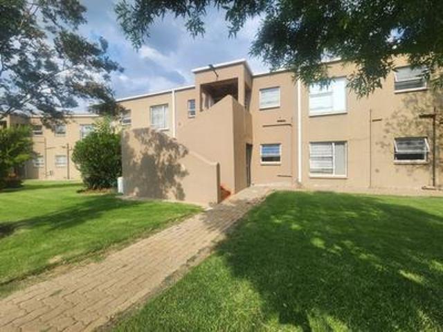 Townhouse for sale in Ekurhuleni, Gauteng