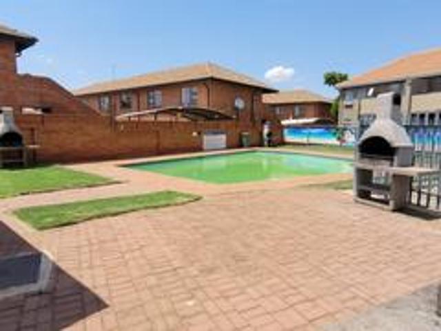 Townhouse for sale in Ekurhuleni, Gauteng