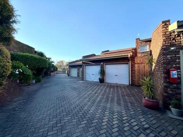 Townhouse for sale in Sedibeng, Gauteng