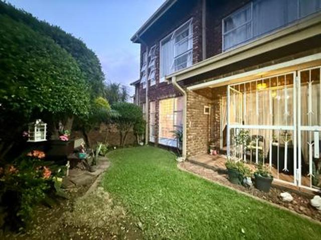 Townhouse for sale in Sedibeng, Gauteng