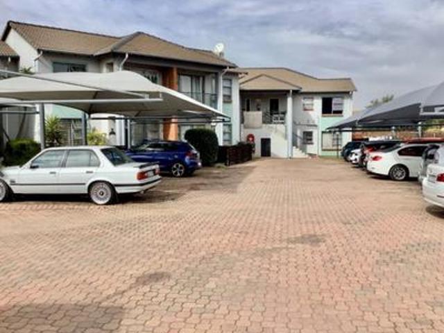 Townhouse for sale in Ekurhuleni, Gauteng