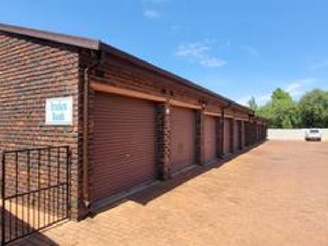 Townhouse for sale in Alberton, City of Ekurhuleni Metropolitan Municipality