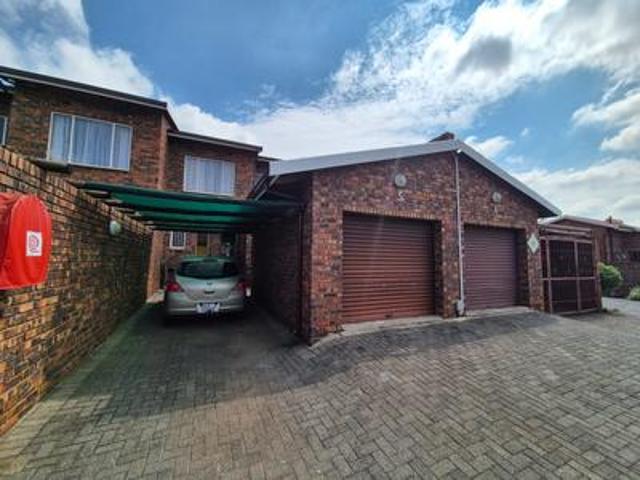Townhouse for sale in Ekurhuleni, Gauteng
