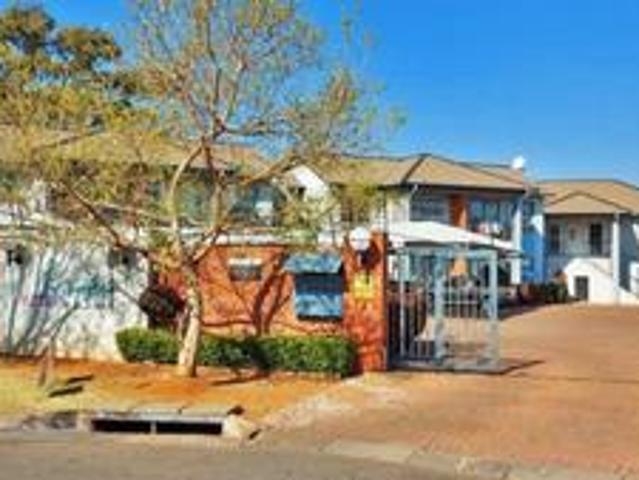 Townhouse for sale in Alberton, City of Ekurhuleni Metropolitan Municipality