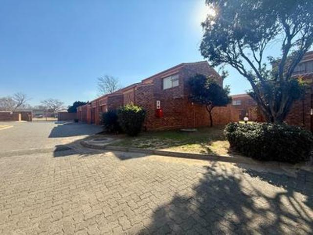 Townhouse for sale in Sedibeng, Gauteng