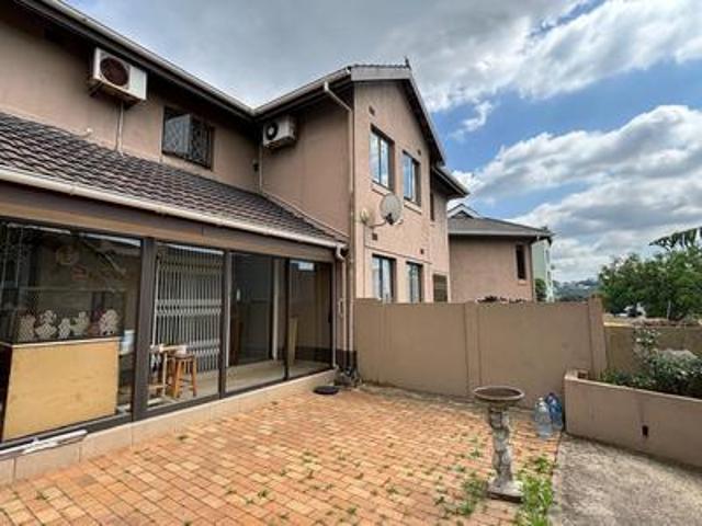 Townhouse for sale in Seaview, Kwazulu-natal