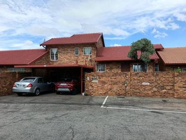 Townhouse for sale in Ekurhuleni, Gauteng