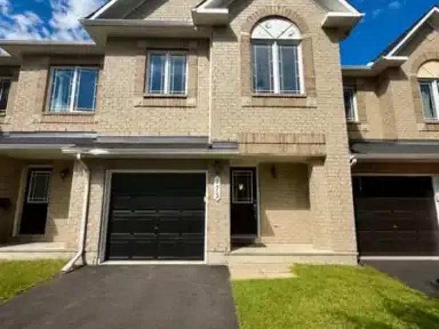 Townhouse for rent in Mulhurst Bay, Ontario