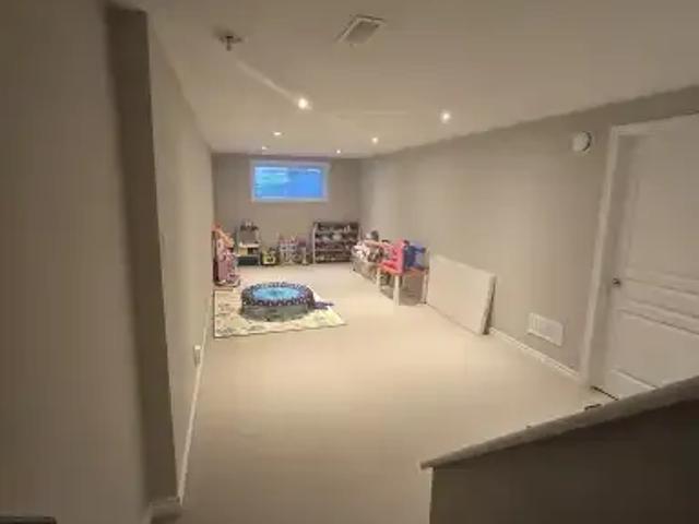 Townhouse for rent in Mulhurst Bay, Ontario