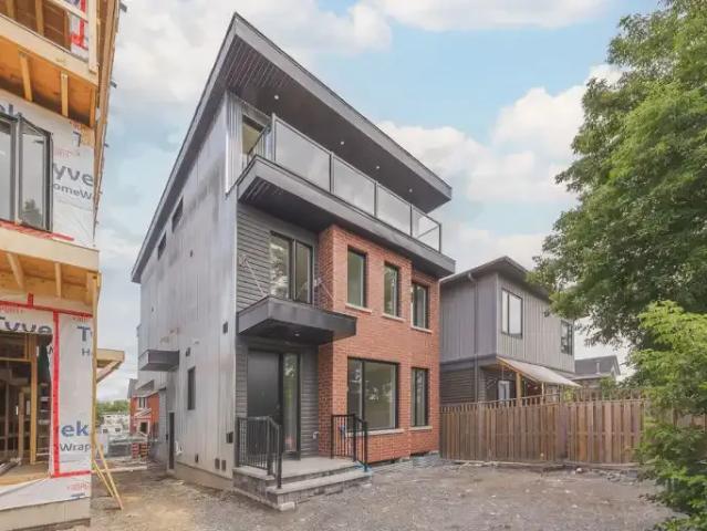 Townhouse for rent in Rideau-Vanier, Ottawa