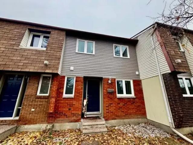 Townhouse for rent in Mulhurst Bay, Ontario