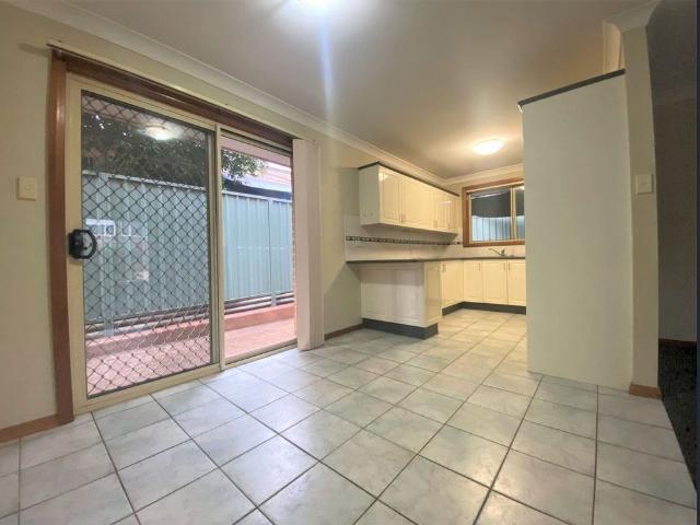 Townhouse for rent in Sydney, New South Wales