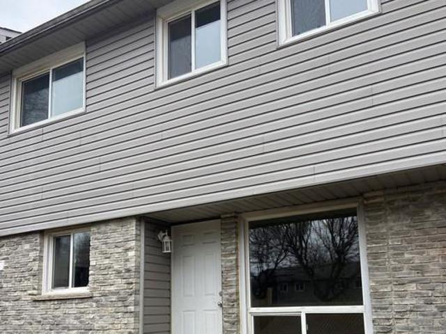 Townhouse for rent in Peterborough, Ontario