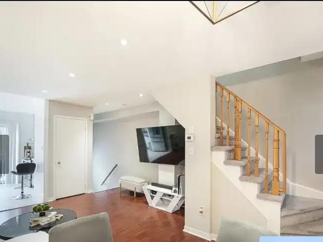 Townhouse for rent in Durham, Ontario
