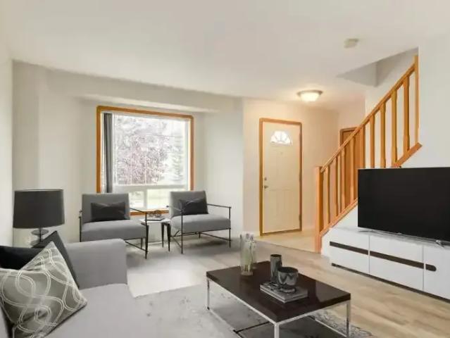 Townhouse for rent in Alberta