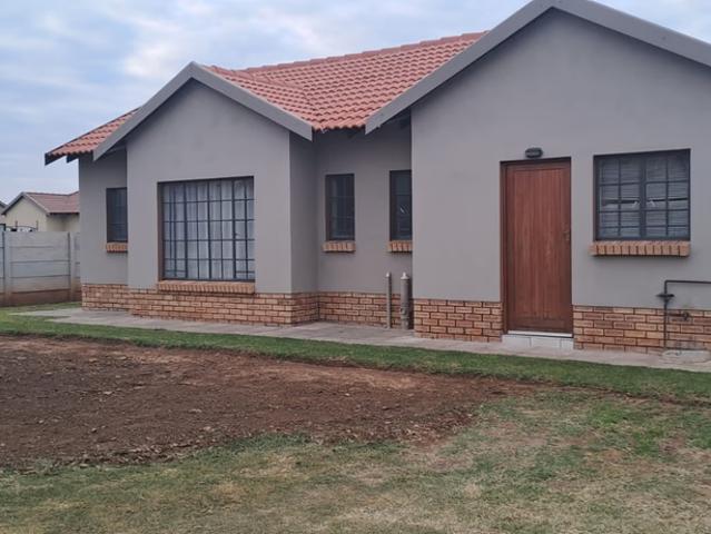 House for rent in Waterkloof, Gauteng