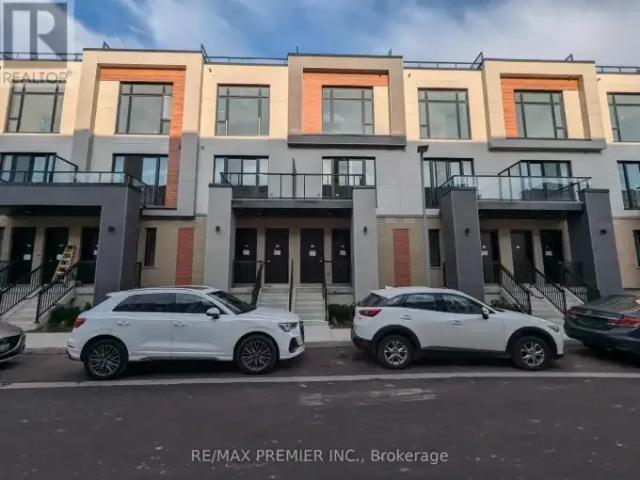 Townhouse for rent in Richmond Hill, Golden Horseshoe