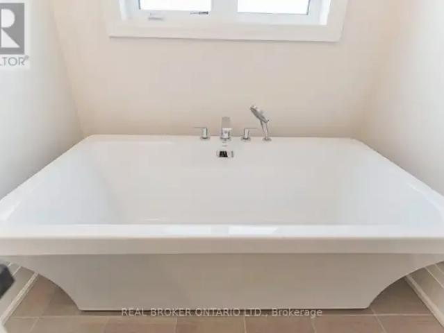 Townhouse for rent in York, Ontario