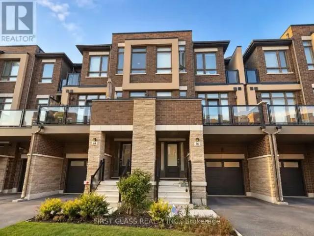 Townhouse for rent in Richmond Hill, Golden Horseshoe