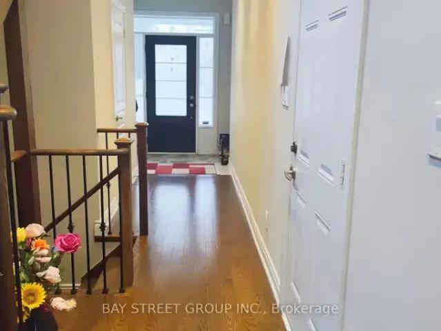 Townhouse for rent in Richmond Hill