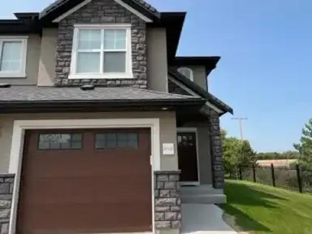 Townhouse for rent in Saskatoon, Saskatchewan